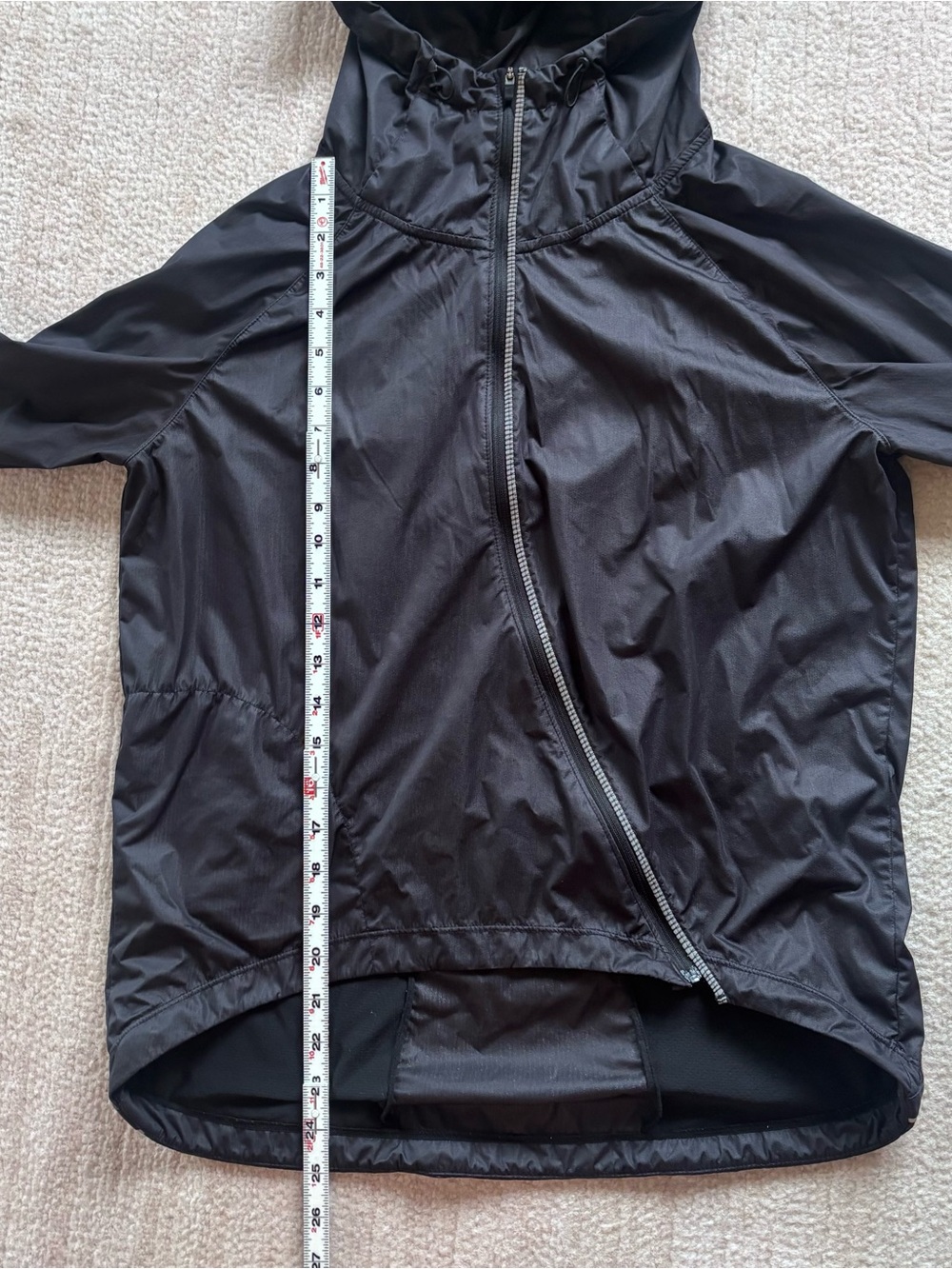 Nike Shield Running Fly Away Black Hooded Windbreaker Jacket for Men - Picture 5 of 8